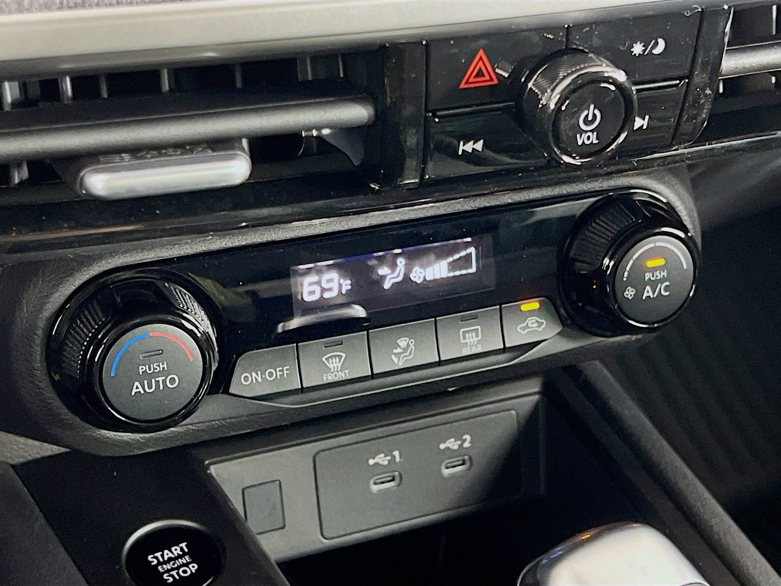 New 2026 Nissan Kicks SV FWD image 10