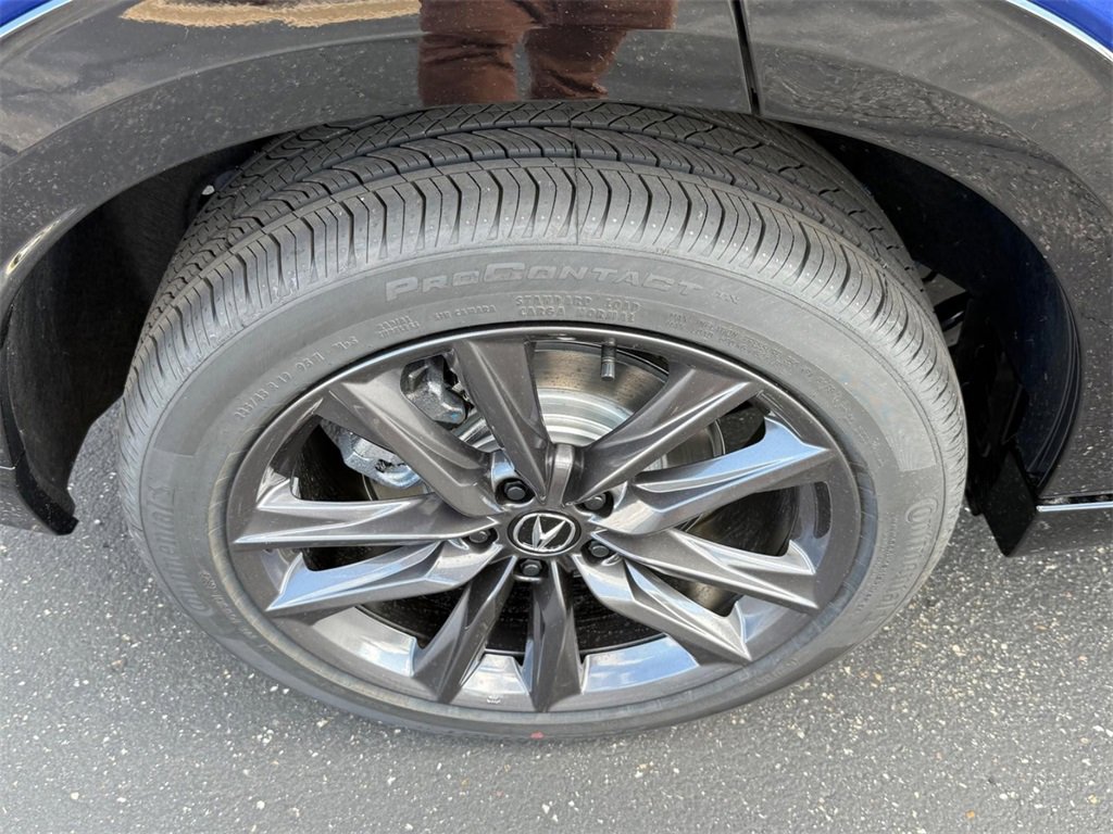 New 2025 Acura ADX A-Spec image 4