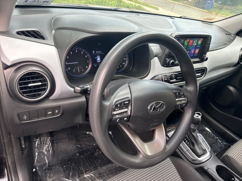 Used 2020 Hyundai Kona SE FWD image 16