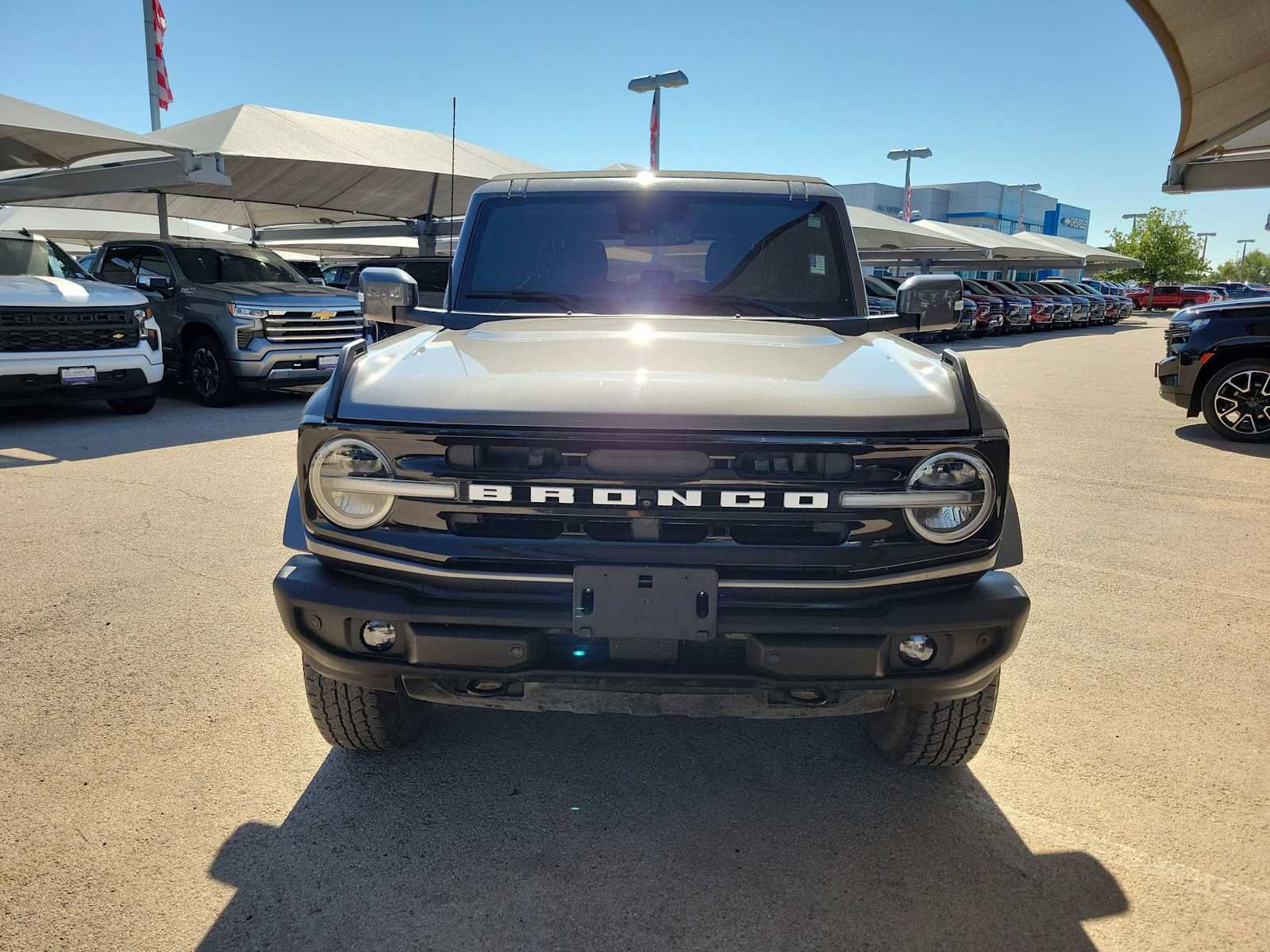 Used 2022 Ford Bronco Outer Banks image 6