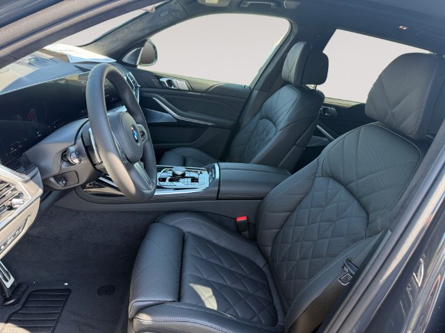 New 2027 BMW X7 xDrive40i w/ M Sport Package AWD/4WD image 9