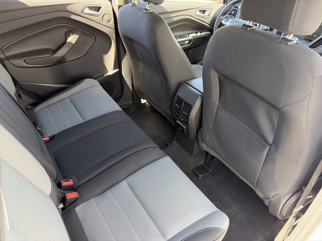 Used 2015 Ford Escape SE w/ Equipment Group 201A FWD image 15