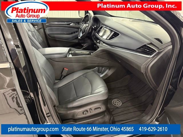 Used 2023 Buick Enclave Essence w/ Sport Touring Edition FWD image 38