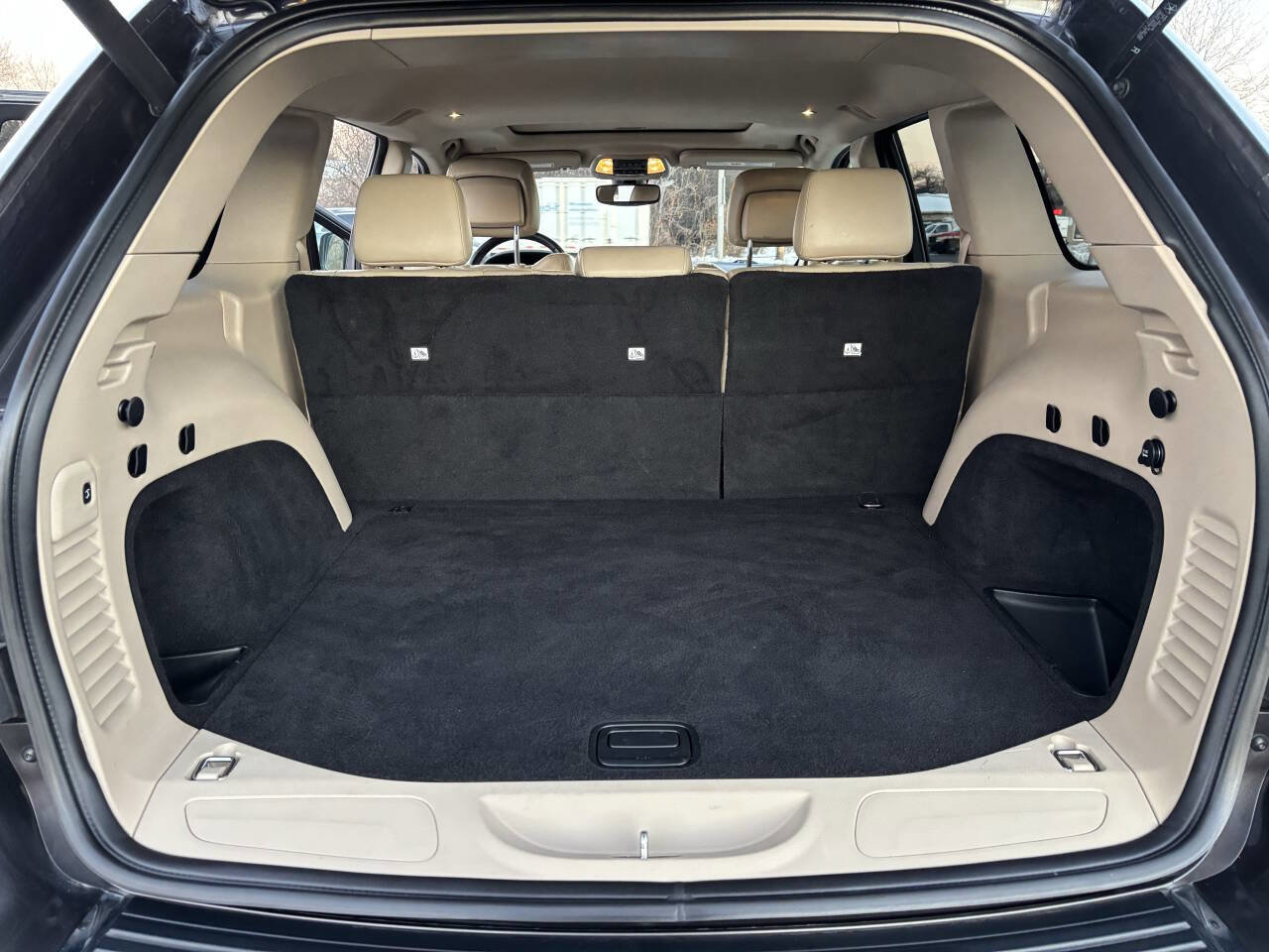 Used 2021 Jeep Grand Cherokee Limited image 13