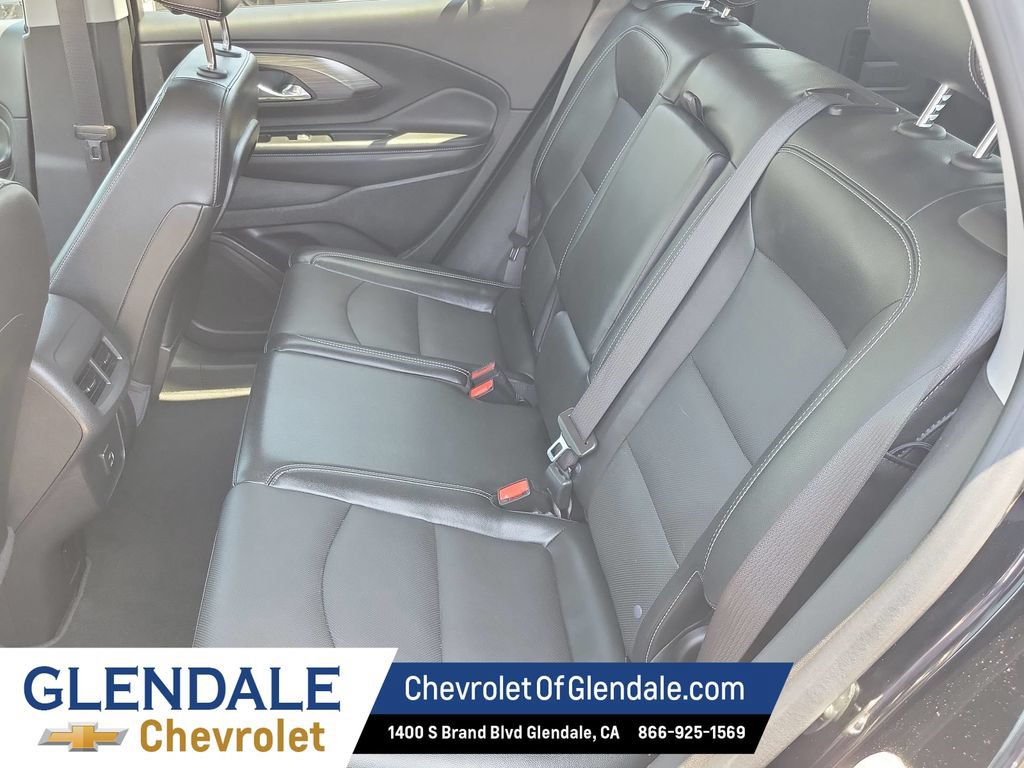 Used 2023 GMC Terrain SLT FWD image 21
