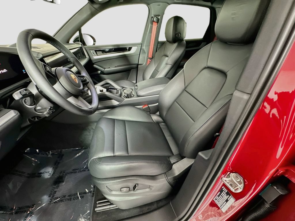 New 2026 Porsche Cayenne AWD/4WD image 5