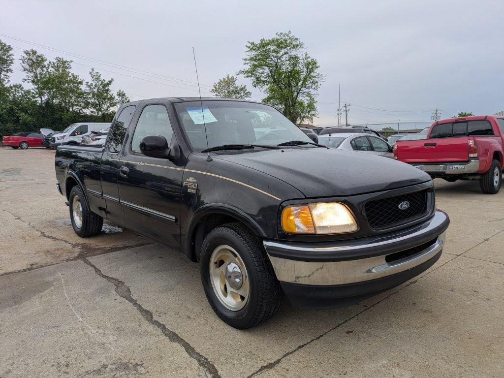 Used 1998 Ford F150 XLT RWD image 3