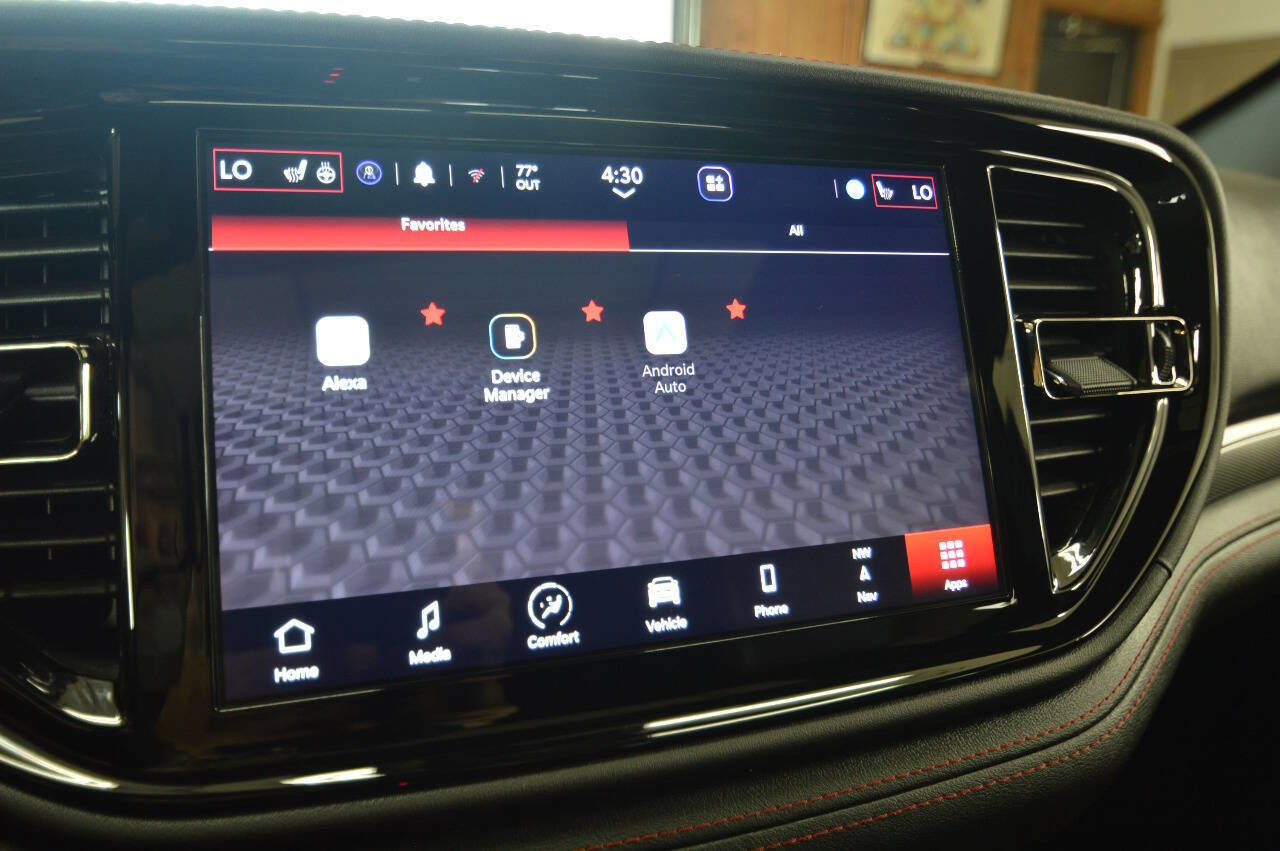 Used 2024 Dodge Durango GT image 39