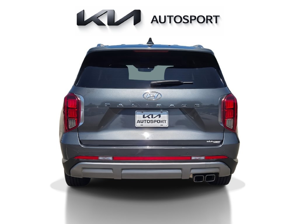 Used 2023 Hyundai Palisade Limited w/ Cargo Package FWD image 9
