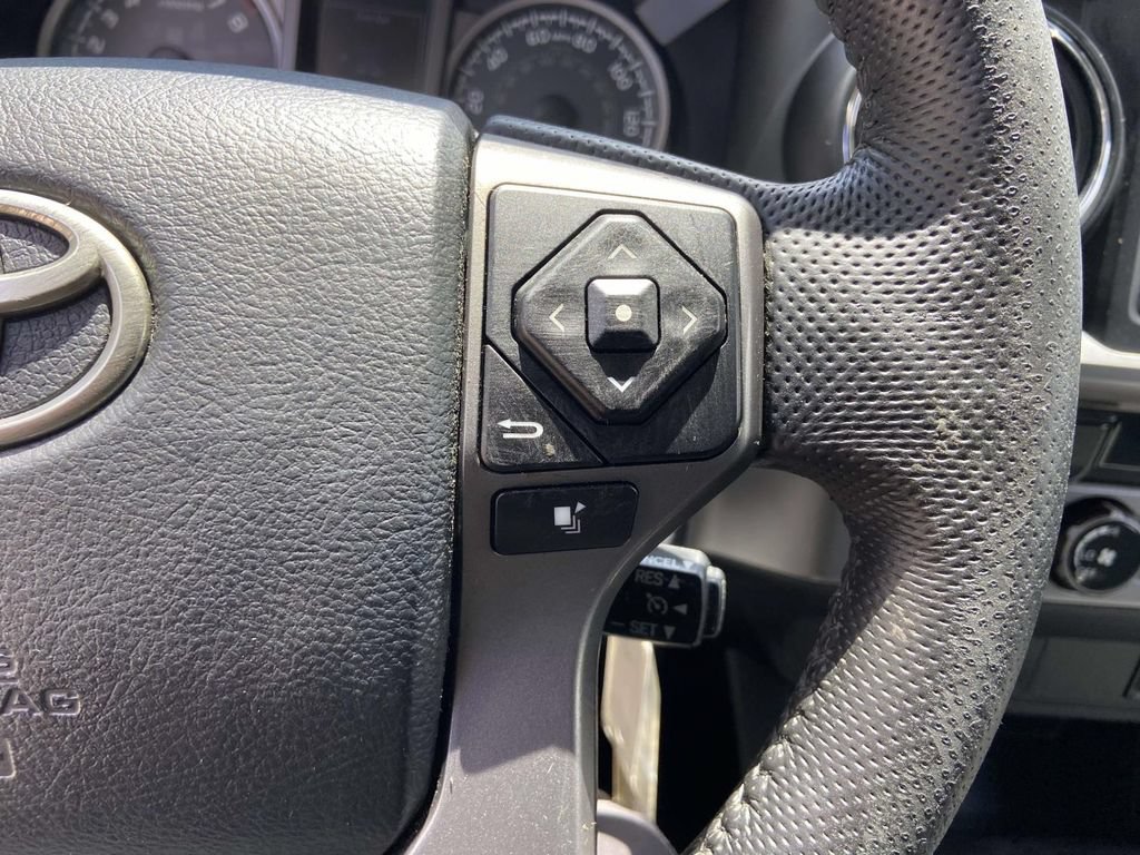 Used 2016 Toyota Tacoma SR5 w/ Towing Package RWD image 29