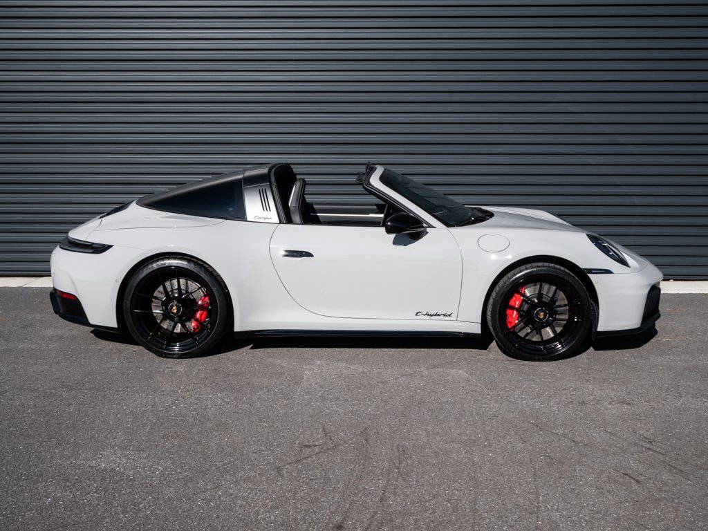 Certified 2026 Porsche 911 Targa 4 GTS image 25