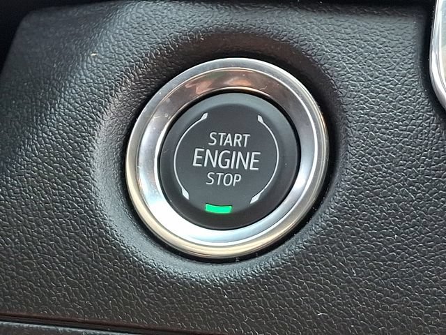 Used 2025 Chevrolet Colorado W/T RWD image 16