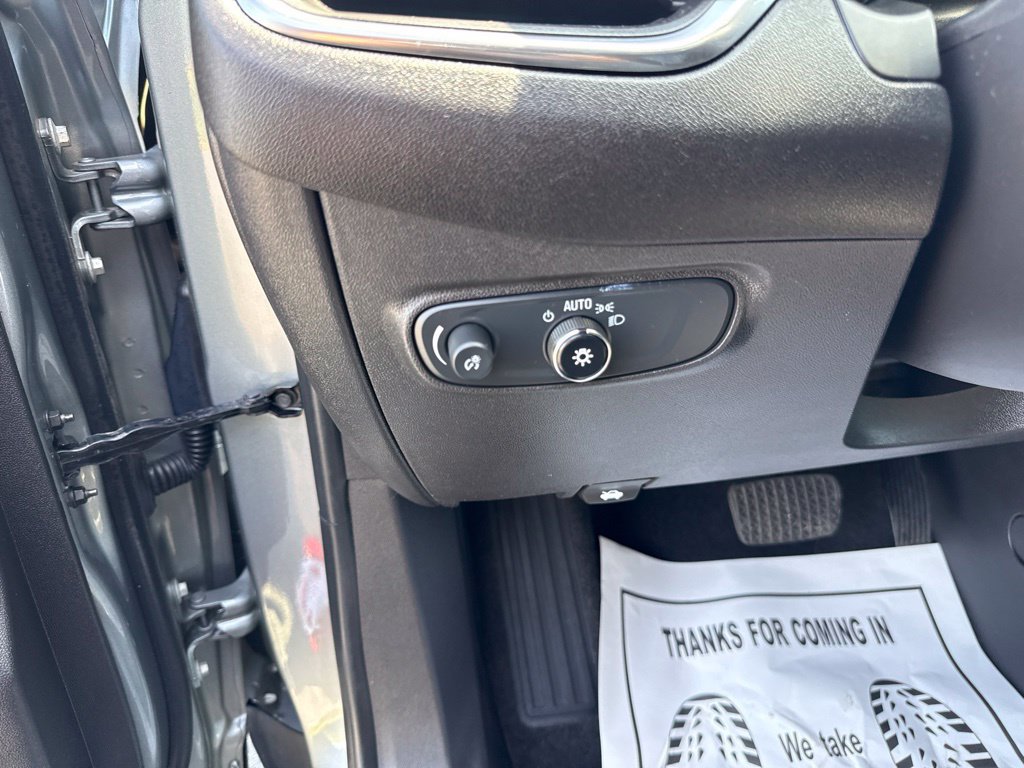 Used 2024 Chevrolet Equinox LT AWD/4WD image 30