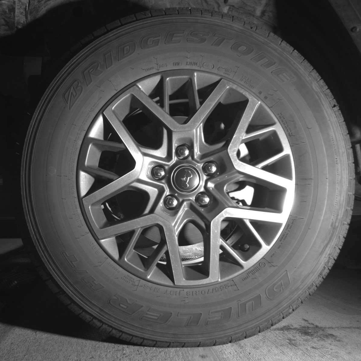 Used 2025 Jeep Wrangler Sahara image 12