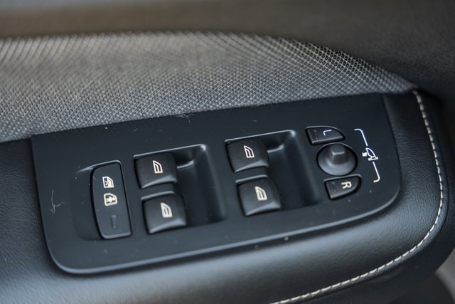 Certified 2024 Volvo S60 B5 Ultimate image 27