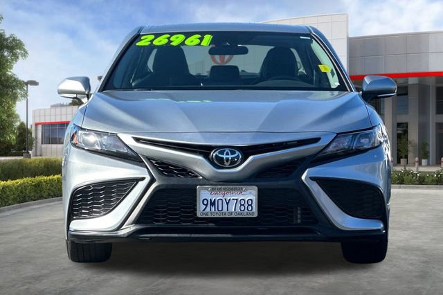 Used 2024 Toyota Camry SE w/ Blackout Package (TMS) image 10