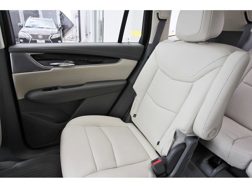 New 2025 Cadillac XT6 Premium Luxury w/ Technology Package image 9