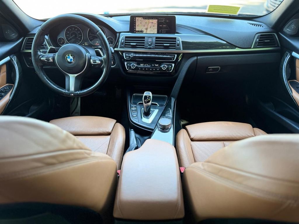 Used 2018 BMW 340i xDrive Sedan w/ Premium Package AWD/4WD image 12