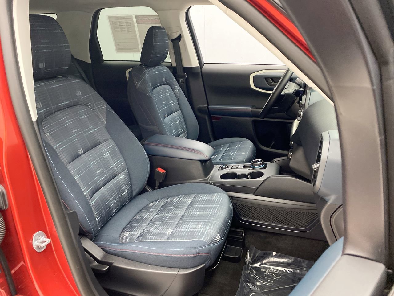 Used 2024 Ford Bronco Sport Heritage w/ Heritage Convenience Package AWD/4WD image 22