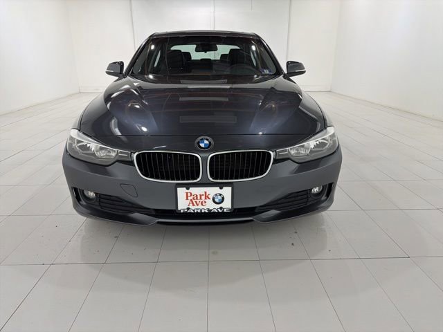 Used 2014 BMW 320i xDrive Sedan AWD/4WD image 8