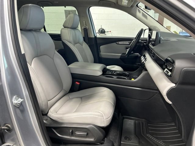 Certified 2023 Honda Pilot Touring image 14