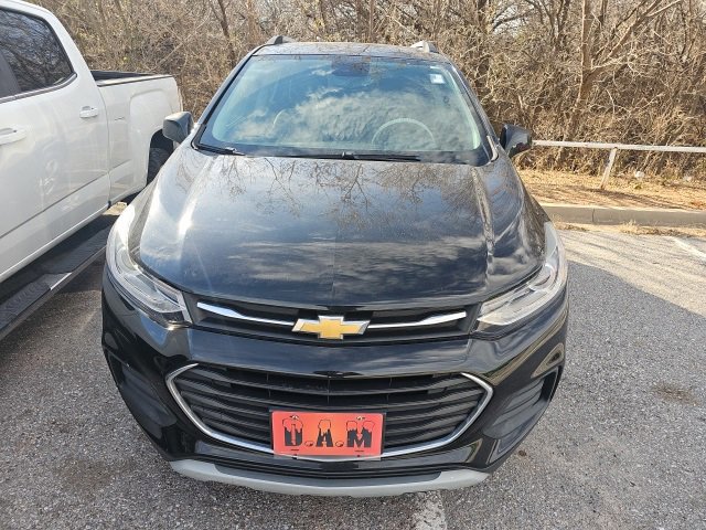 Used 2019 Chevrolet Trax LT w/ LT Convenience Package image 9