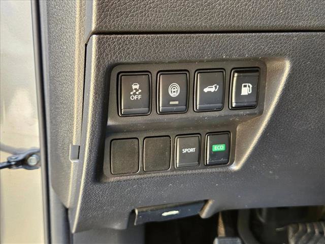 Used 2019 Nissan Rogue SV FWD image 22