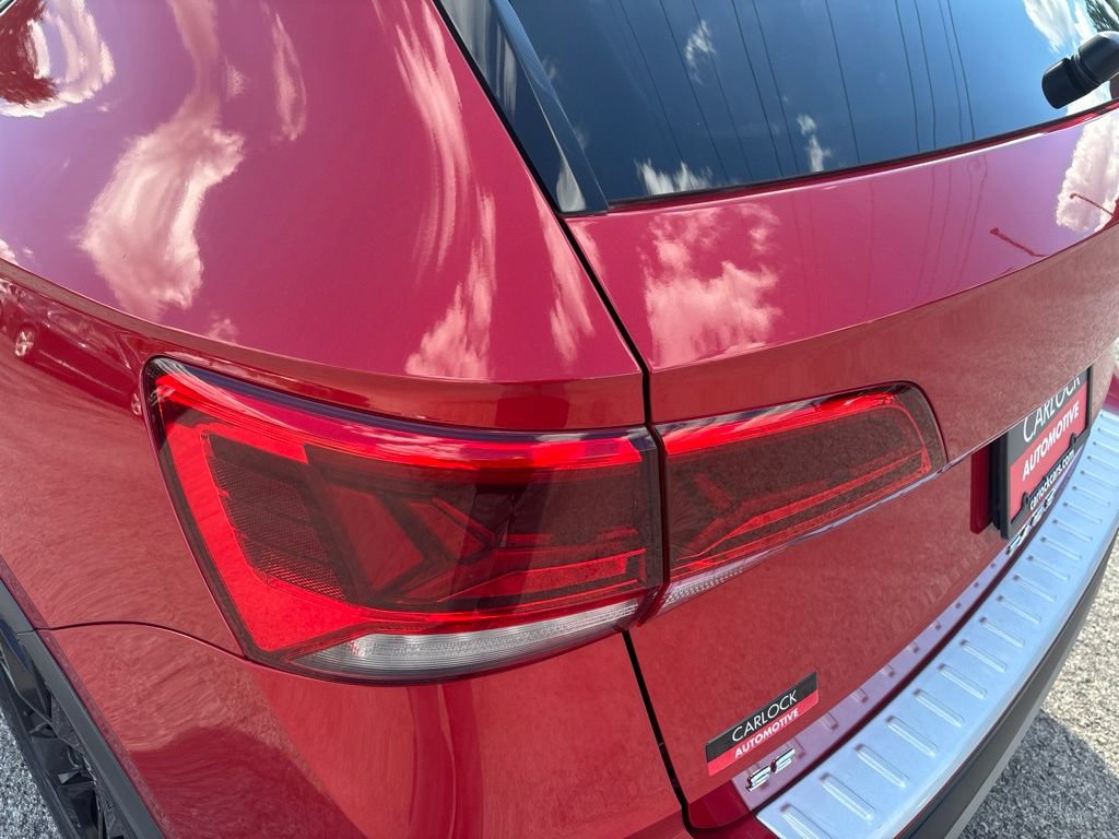 Certified 2022 Volkswagen Taos SE FWD image 12
