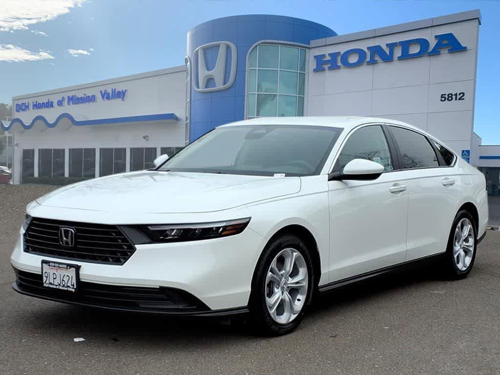 Certified 2024 Honda Accord LX image 1