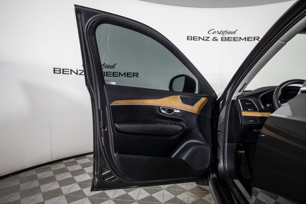 Used 2023 Volvo XC90 B6 Plus w/ Protection Package Premier image 22