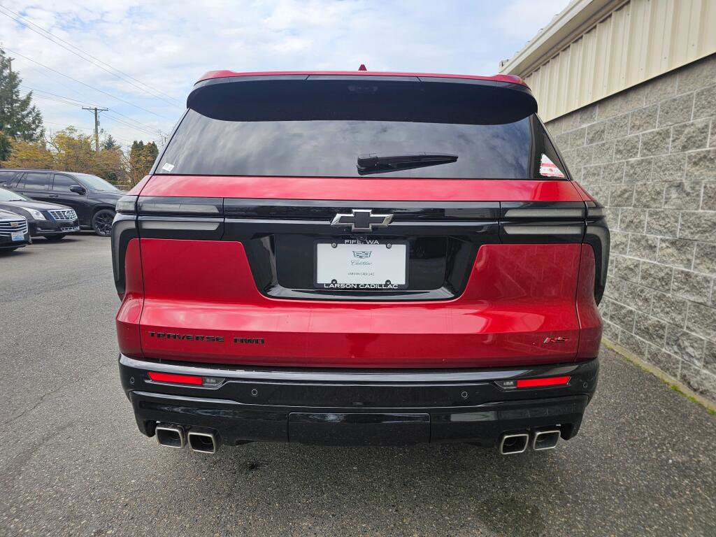 Used 2024 Chevrolet Traverse RS w/ LPO, Floor Liner Package image 6