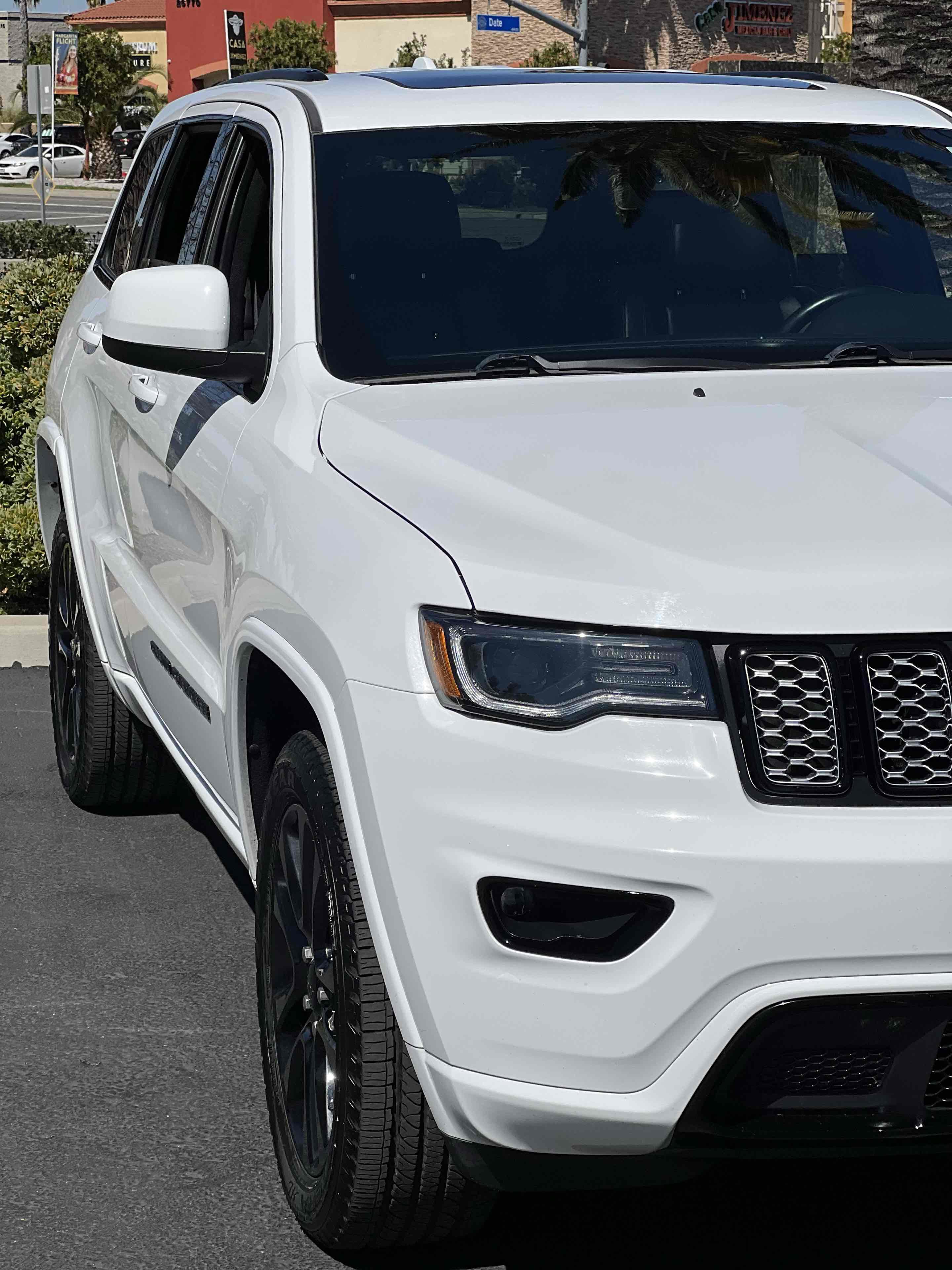Used 2021 Jeep Grand Cherokee Laredo X image 55