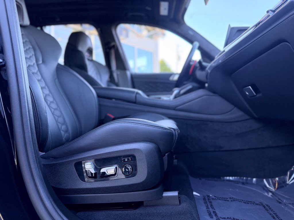 Used 2024 BMW X5 M Competition w/ Executive Package AWD/4WD image 21