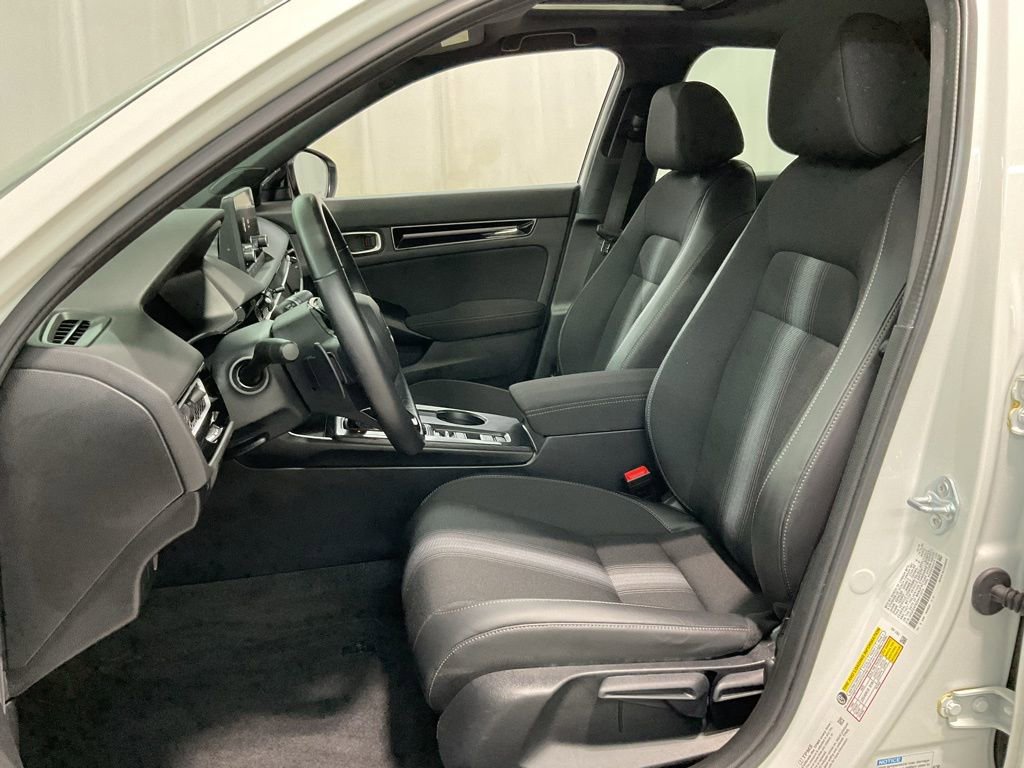 Certified 2025 Honda Civic Sport image 22