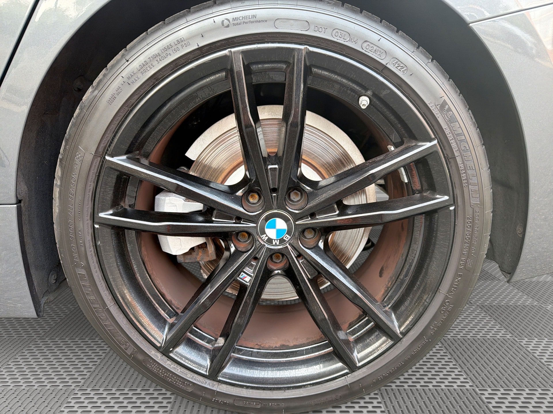 Used 2021 BMW 330i Sedan w/ M Sport Package RWD image 29