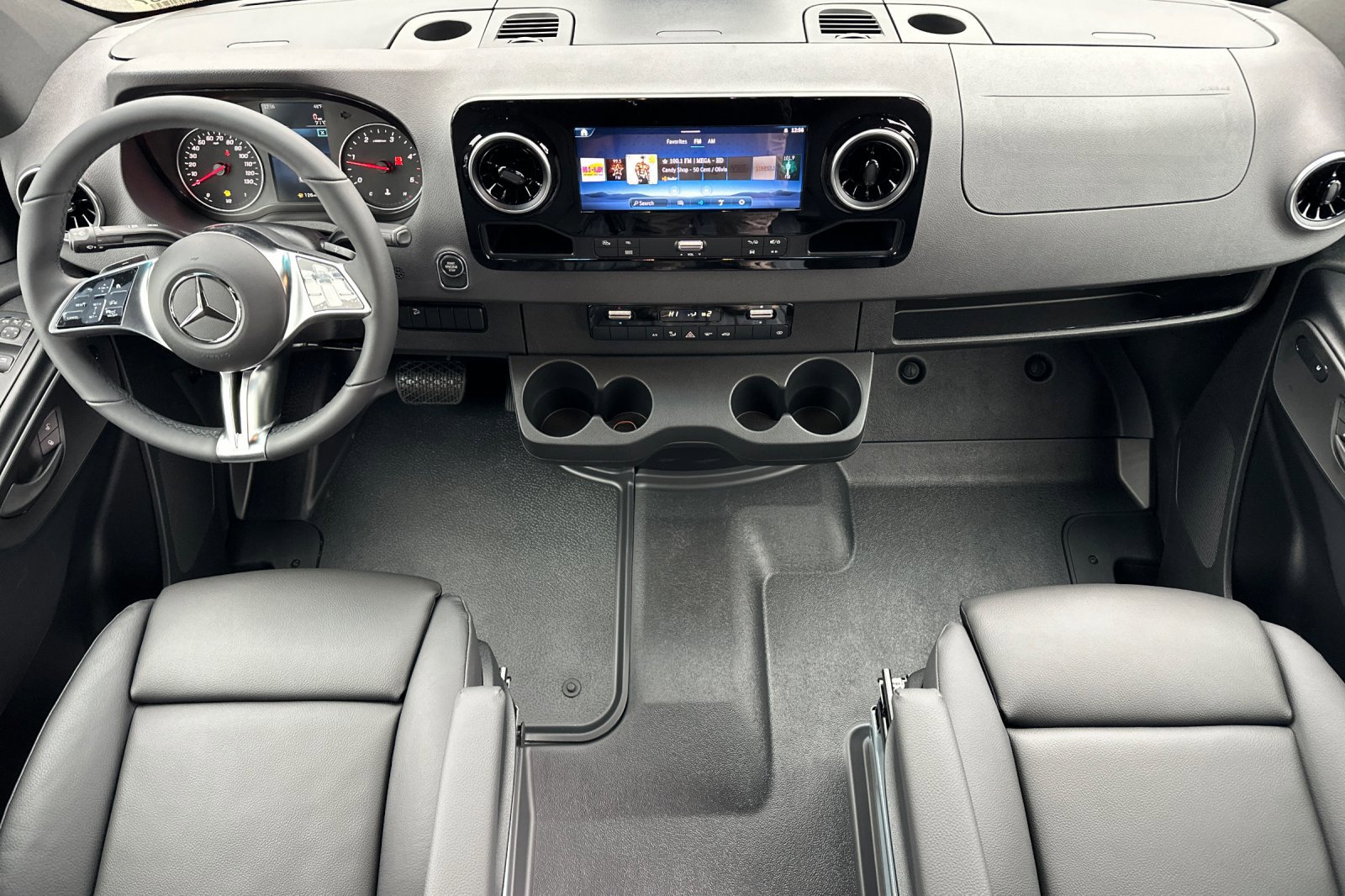 New 2026 Mercedes-Benz Sprinter 2500 image 12