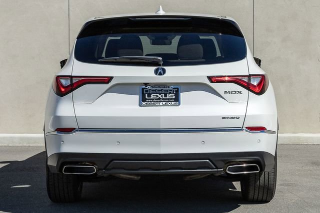 Used 2024 Acura MDX SH-AWD w/ Technology Package image 4
