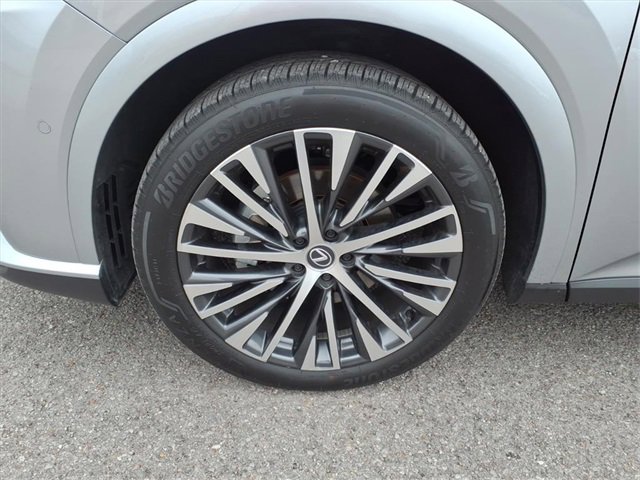 Used 2025 Lexus RX 350 Premium Plus image 9