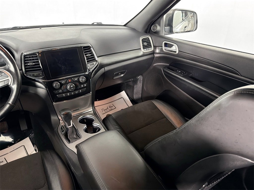 Used 2021 Jeep Grand Cherokee Altitude image 21