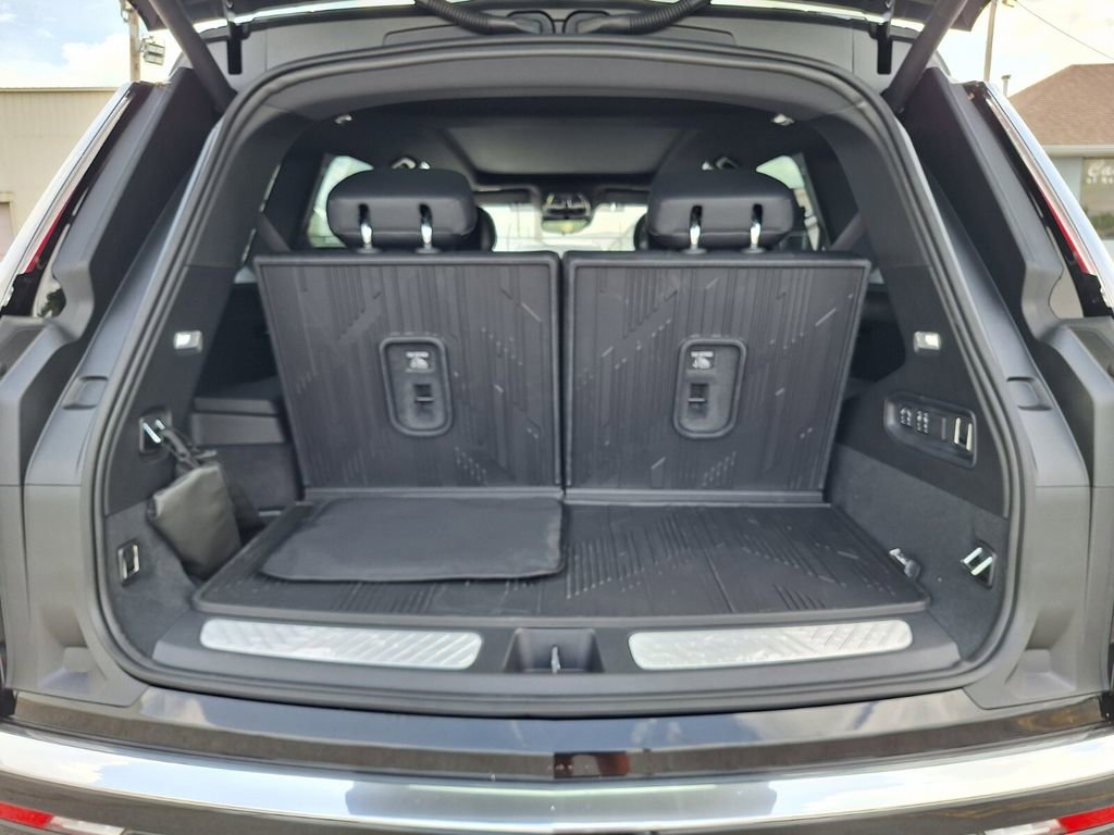 New 2026 Cadillac Vistiq Luxury image 27