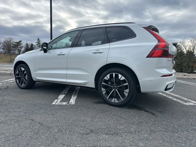 New 2026 Volvo XC60 B5 Plus w/ Protection Package Premier image 6