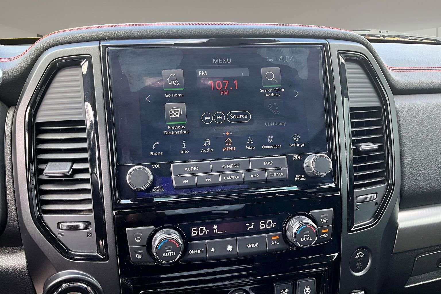 Used 2021 Nissan Titan PRO-4X w/ Pro-4x Convenience Package AWD/4WD image 10