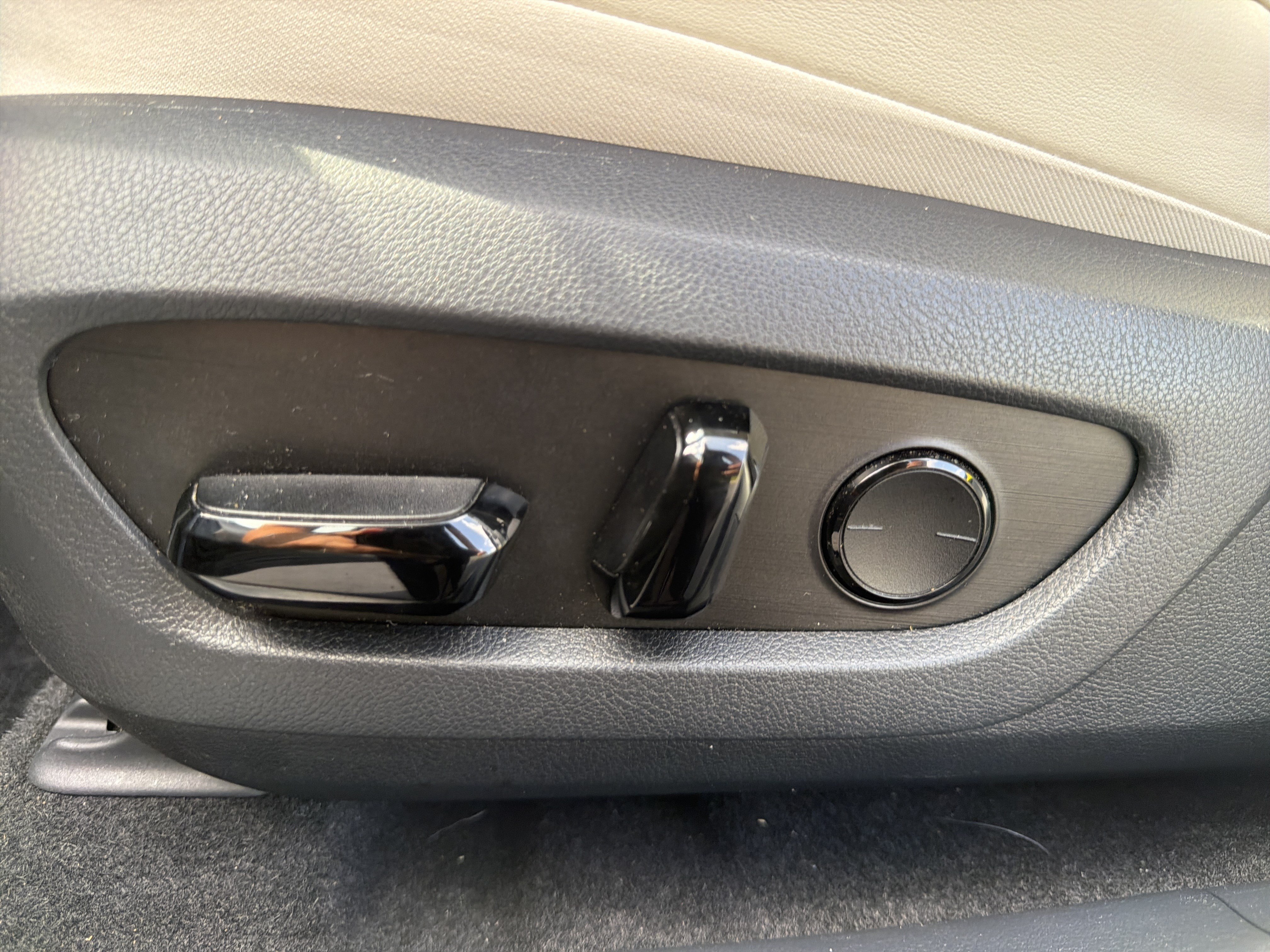 Used 2024 Lexus RX 350 Premium w/ Cold Area Package FWD image 62
