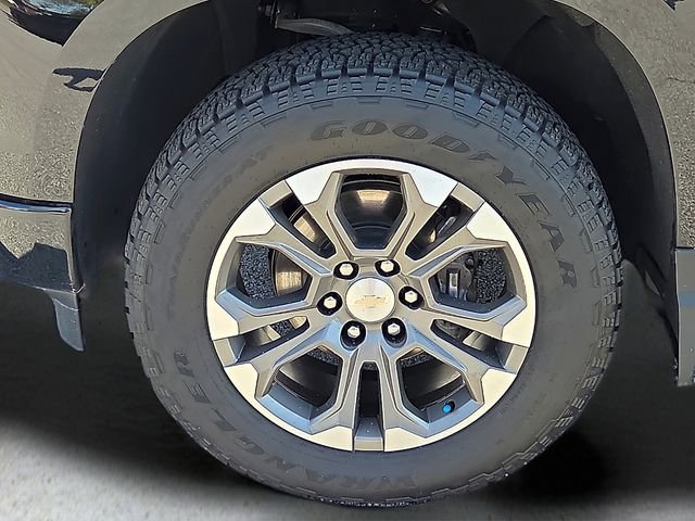 Certified 2024 Chevrolet Silverado 1500 High Country w/ Technology Package AWD/4WD image 9