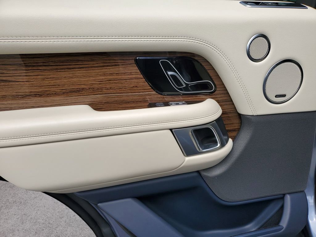 Used 2021 Land Rover Range Rover Westminster Edition image 10
