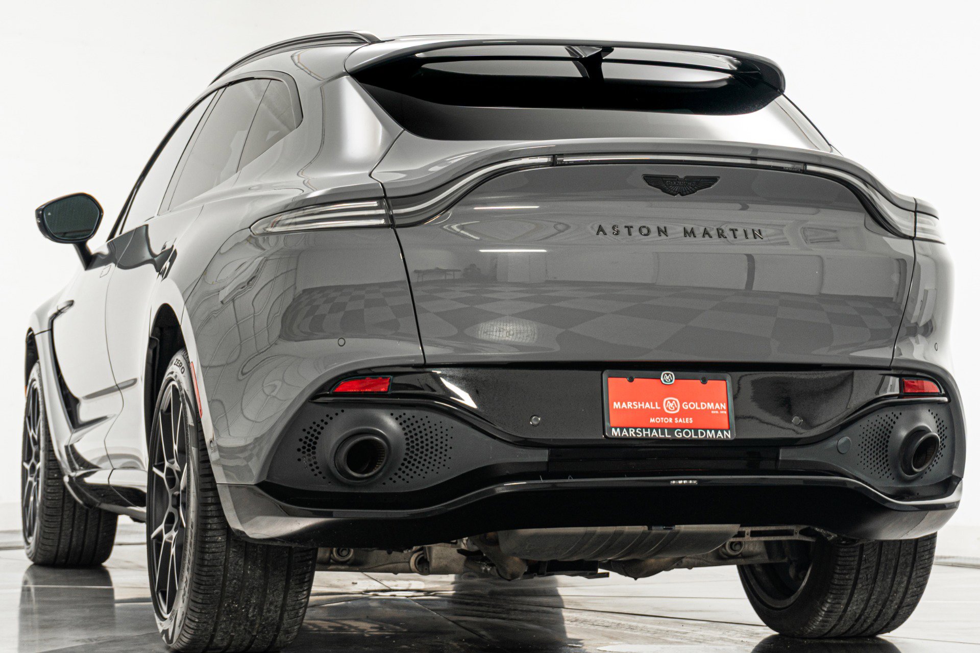 Used 2021 Aston Martin DBX image 7