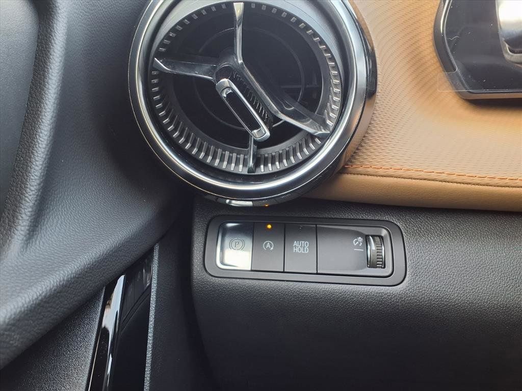 Used 2026 Chevrolet Equinox ACTIV image 12