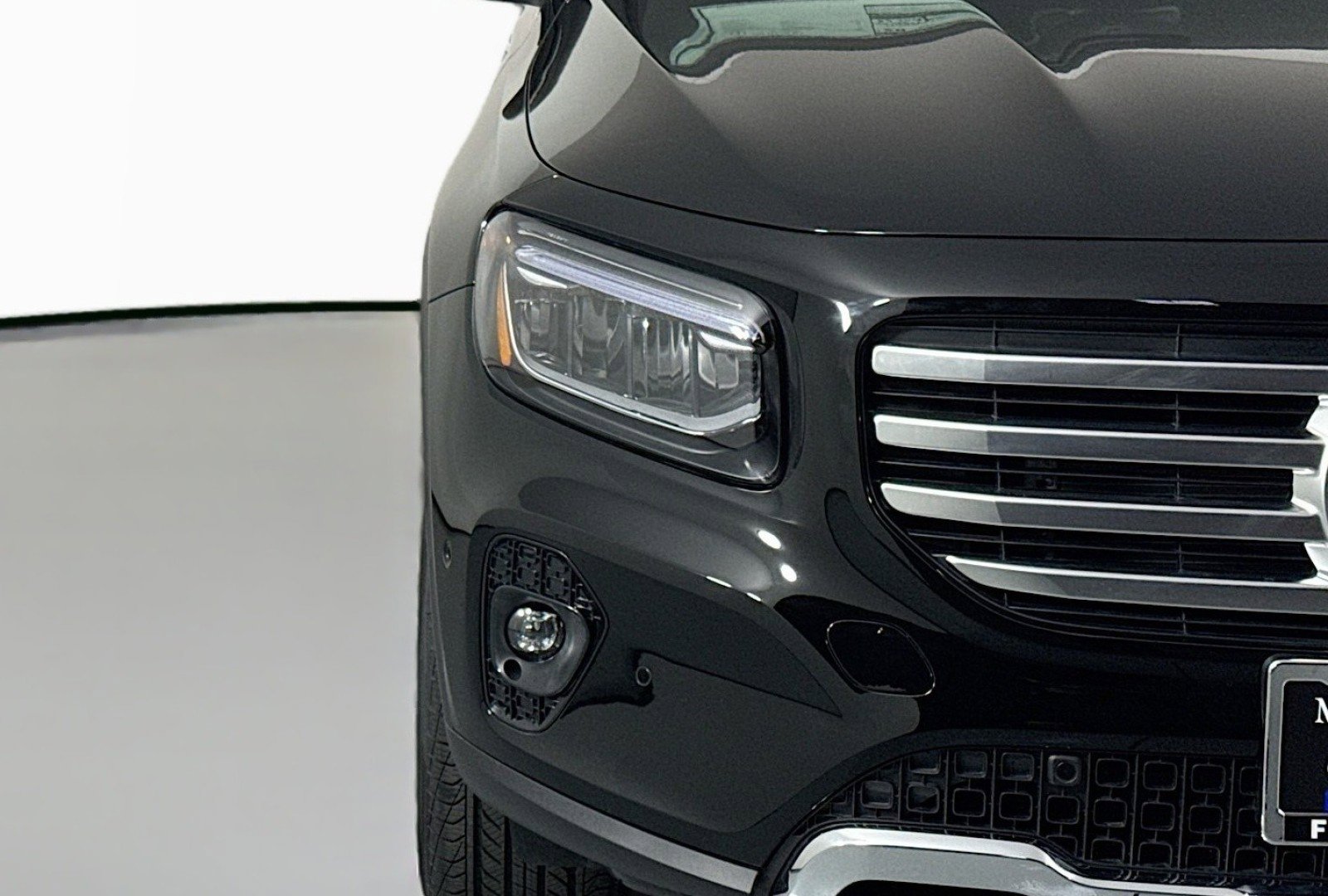 New 2025 Mercedes-Benz GLB 250 image 13