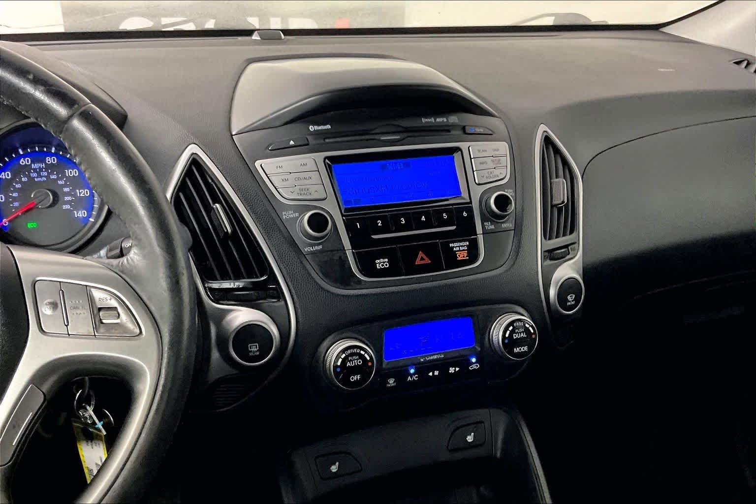 Used 2012 Hyundai Tucson Limited FWD image 6