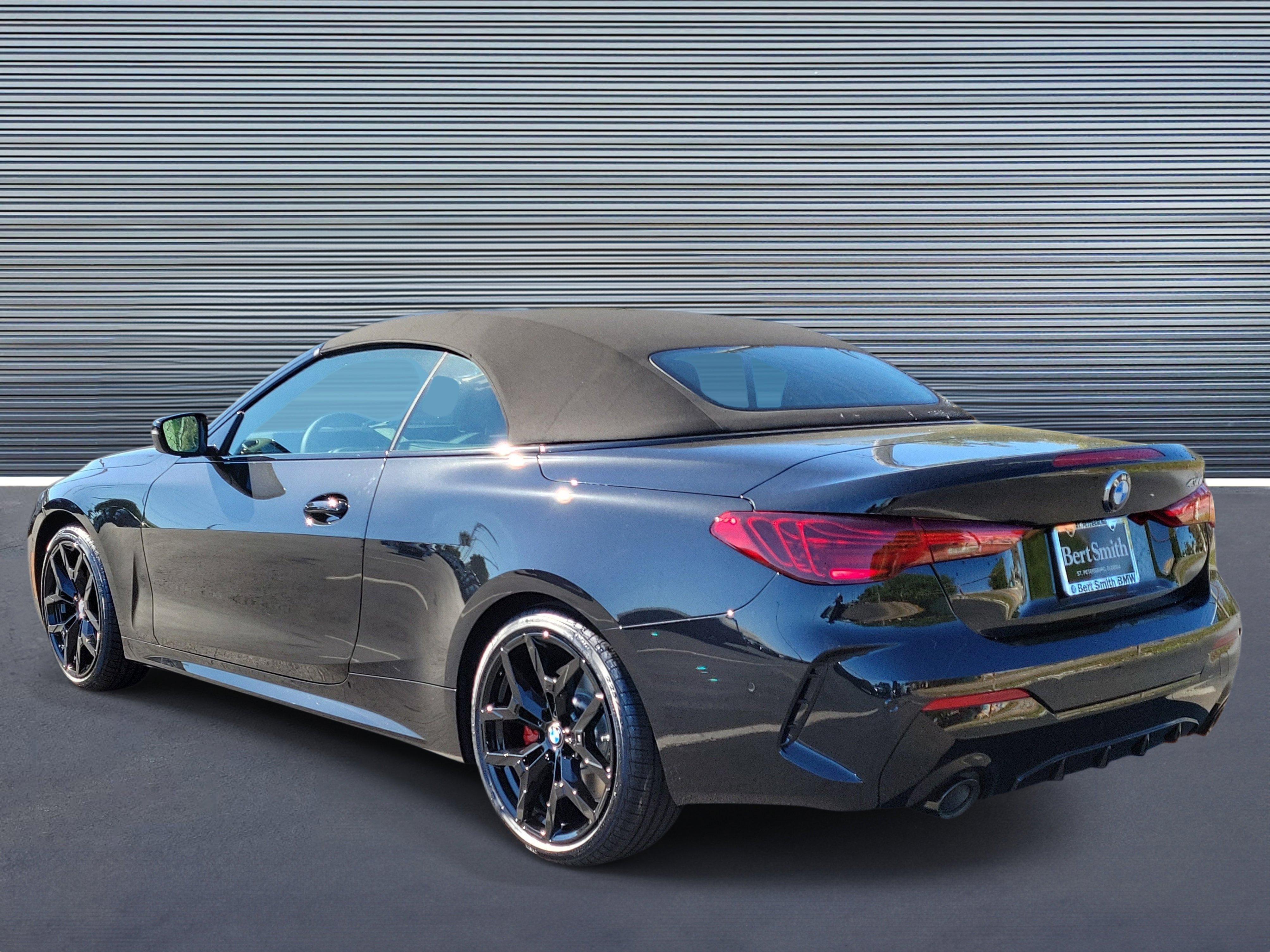 New 2026 BMW 430i Convertible w/ M Sport Package image 4